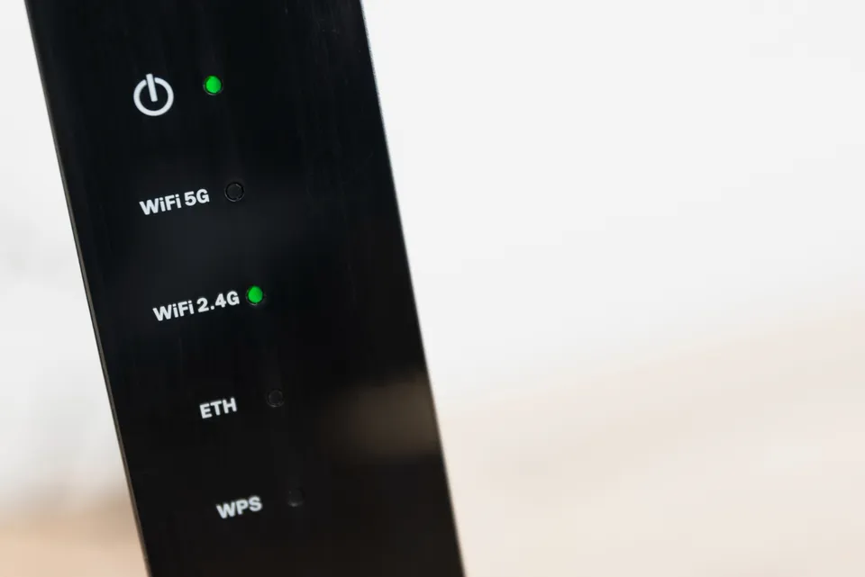 Solutions to Wi-Fi and Bluetooth connection problems on iPhone